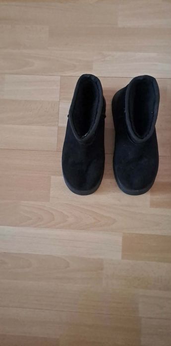 Czarne botki,śniegowce Emu rozmiar 36 stan bardzo dobry