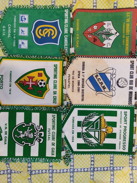 Galhardetes  Cruz Rio Moinhos Dragões Sandinenses Candalense