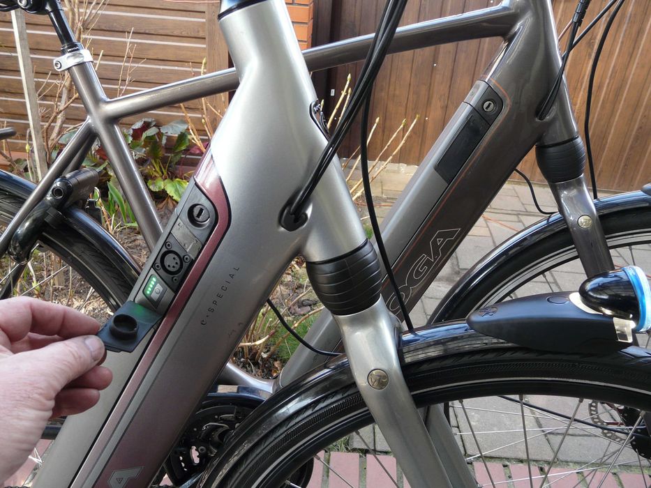 Rower elektryczny KOGA e-Tour ION 28"/53,Manetka, Deore, Magura