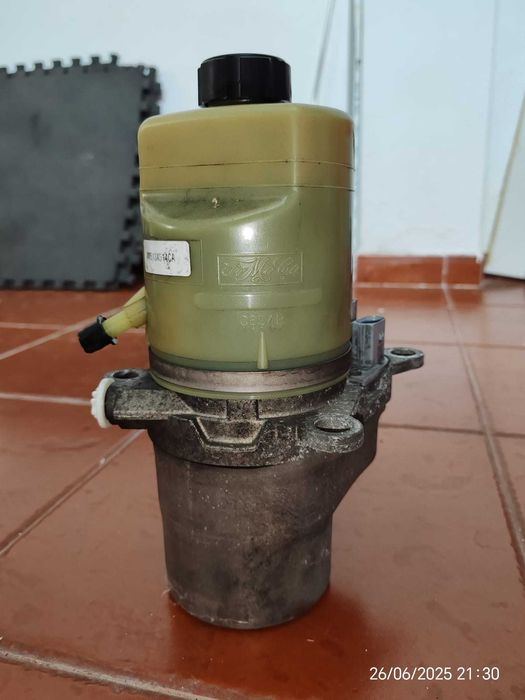 Bomba direção Fomoco para Ford C-Max