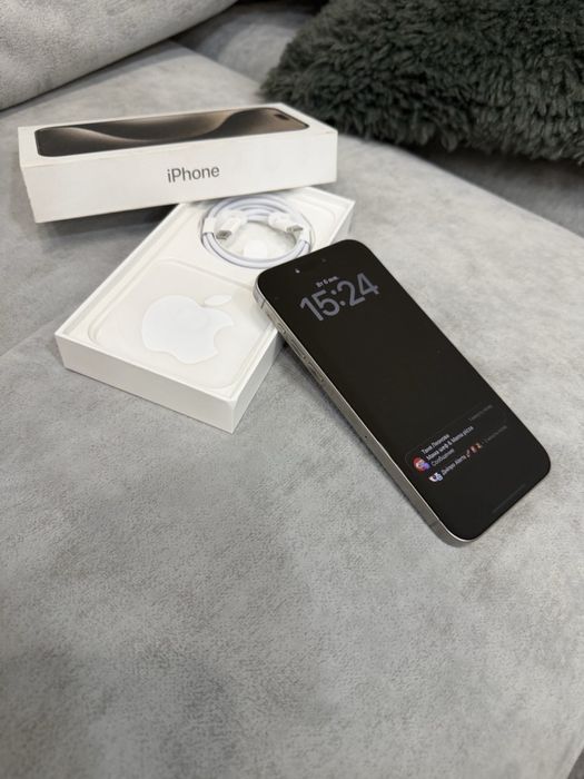 Iphone 15 pro max natural titanium