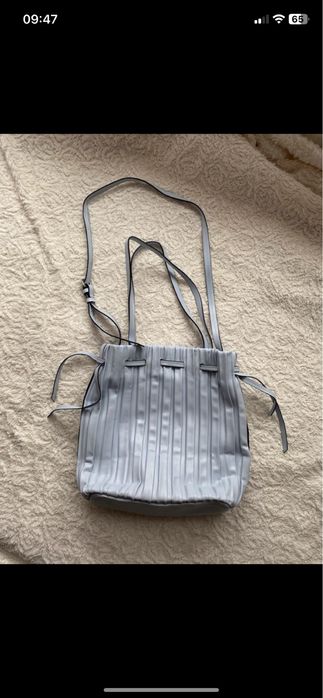 Niebieska baby blue torebka na ramię i do ręki Zara pojemna praca