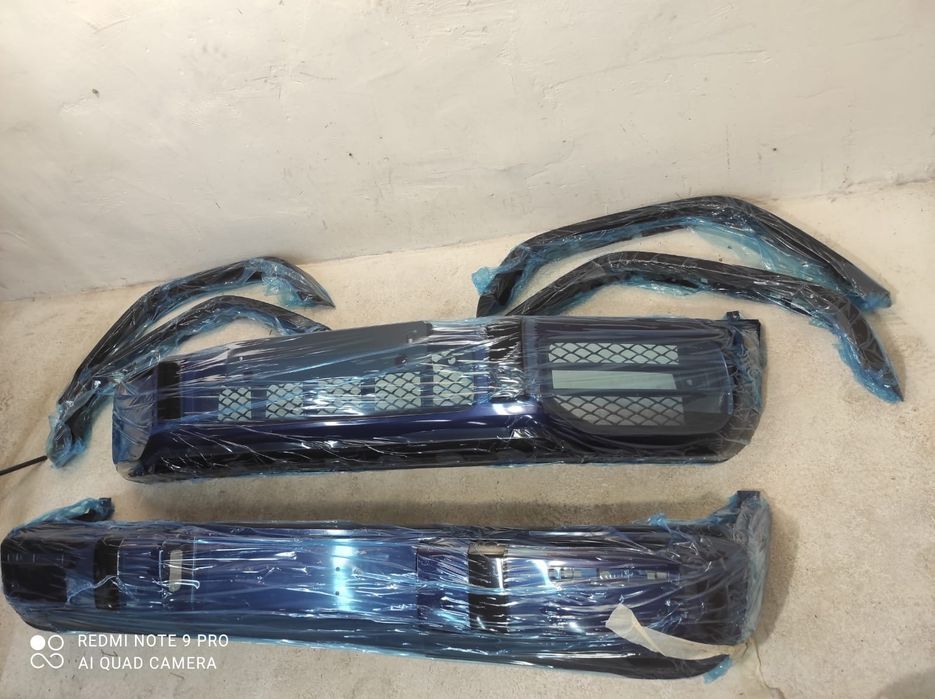 Бампера G63 amg W463 2022/2023 Фіолетовий колір.