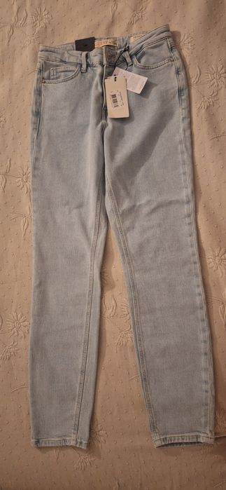 Calças jeans novas guess