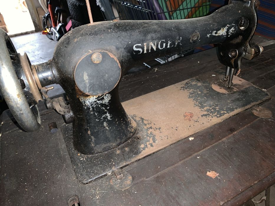 Maquina singer antiga