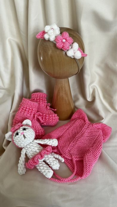 Zestaw dla niemowląt czapka botki maskotka opaska