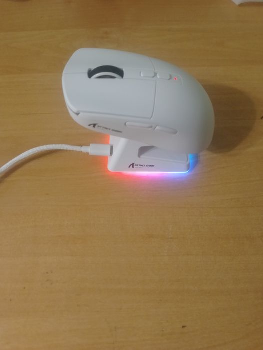 Нова мишка Attack shark x6