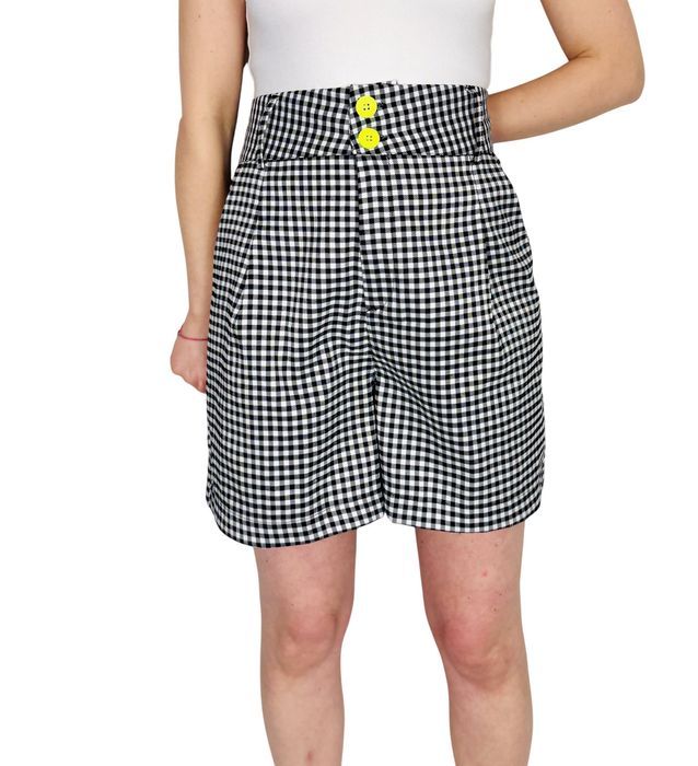 Szorty w czarno‑białą kratkę z guzikami M 38 Shein