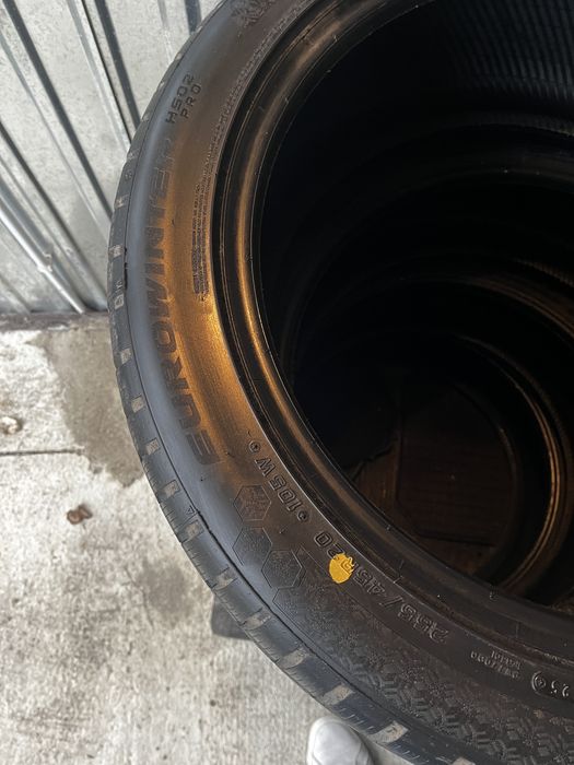 Opony zimowe Falken 255/45 R20