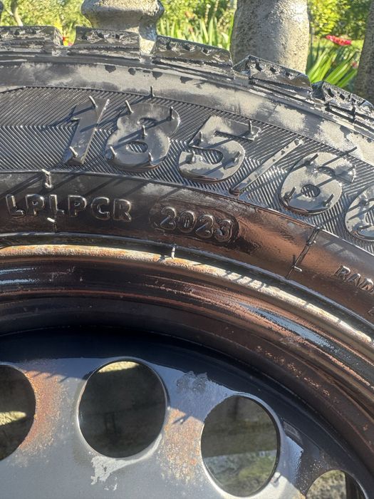 185/60/15 Продам зимові колеса шини диски