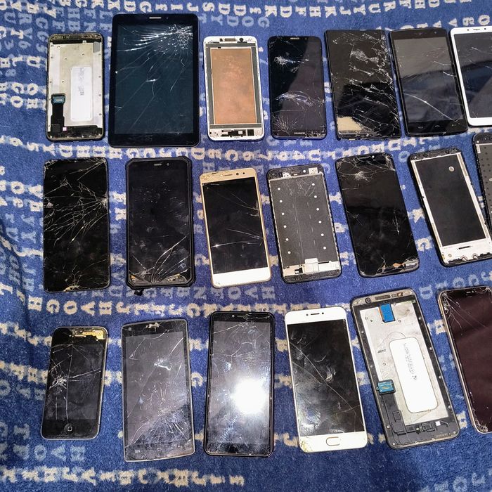 Купа телефонів на запчастини Лот телефонів Xiaomi Samsung Moto