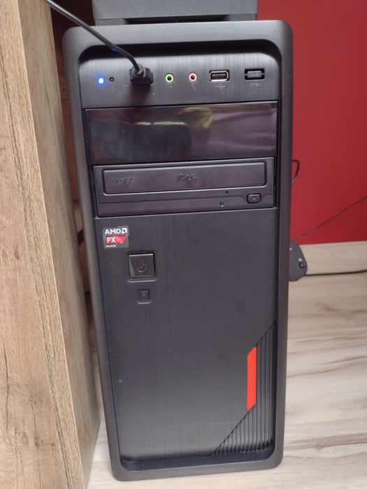 Sprzedam komputer stacjonarny
