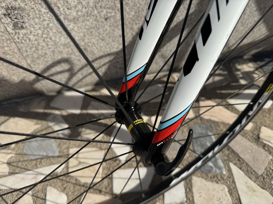 Bicicleta Coluer Invicta Carbon