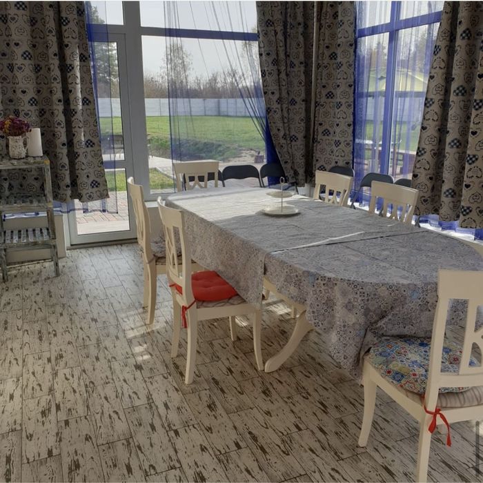 Будинок у Київській області в лісі подобово від господарів