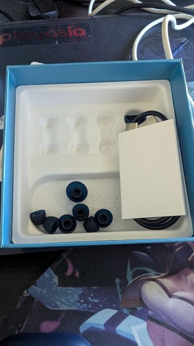 Earbuds Soundcore A40 ANC em excelentes condições