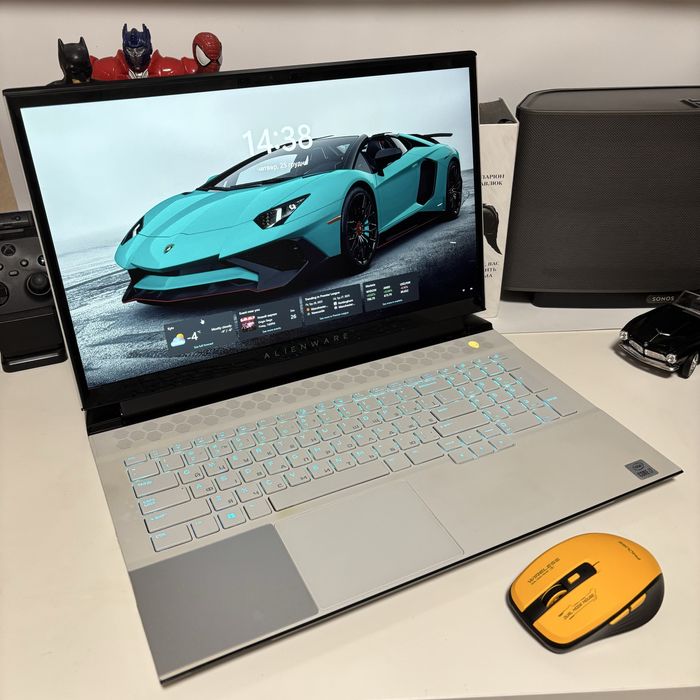 Dell Alienware m17 R4 360Hz IPS i7-10870H RTX 3070 8Gb 16/512+32Gb