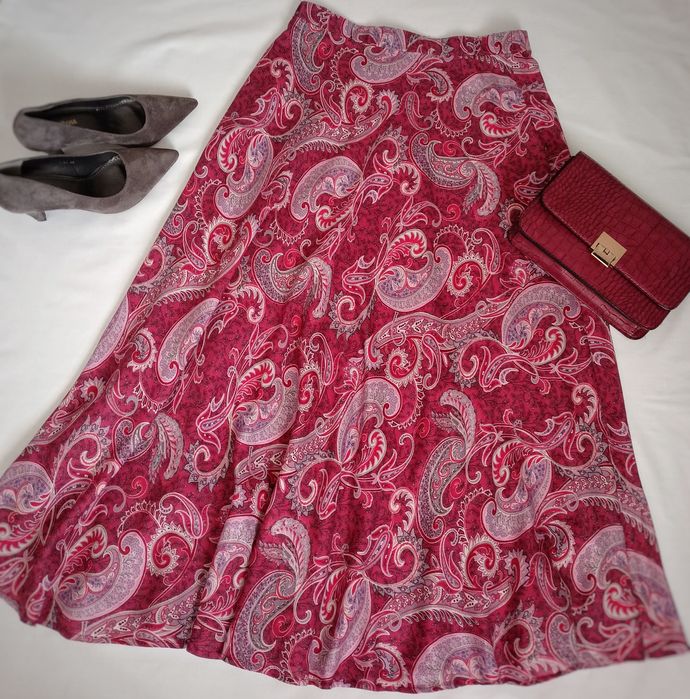 Piękna spódnica wzory orientalne
