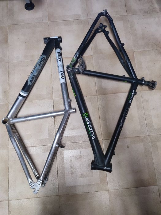 Quadro de bicicleta em alumínio