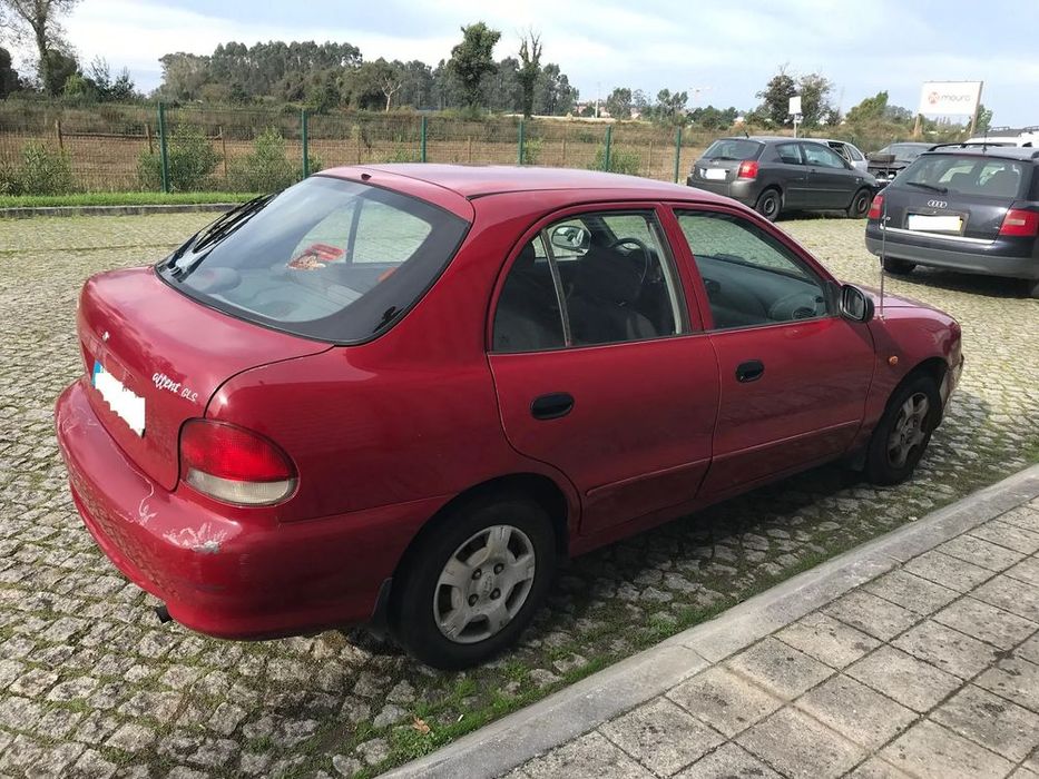Hyundai Accent 1.3i 12V 4P 1997 - Para Peças
