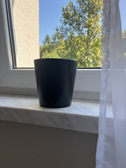 Oslonka na doniczke czarna fi 13 cm ceramiczna ceramika