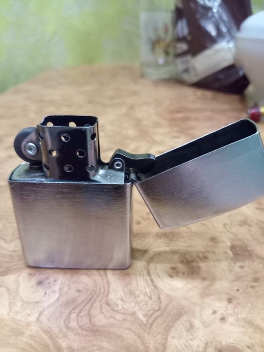Продам зажигалку