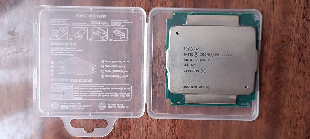 Процесор Xeon E5 2699v3