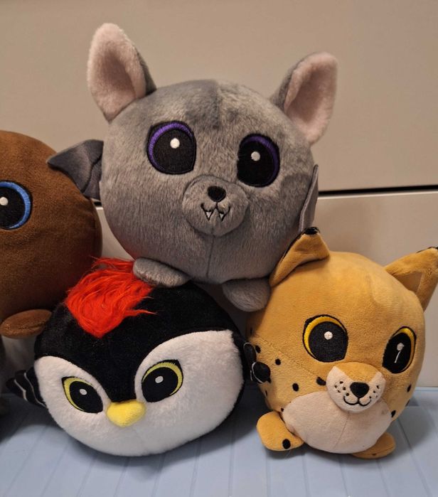 Mix maskotek pluszaków Biedronka