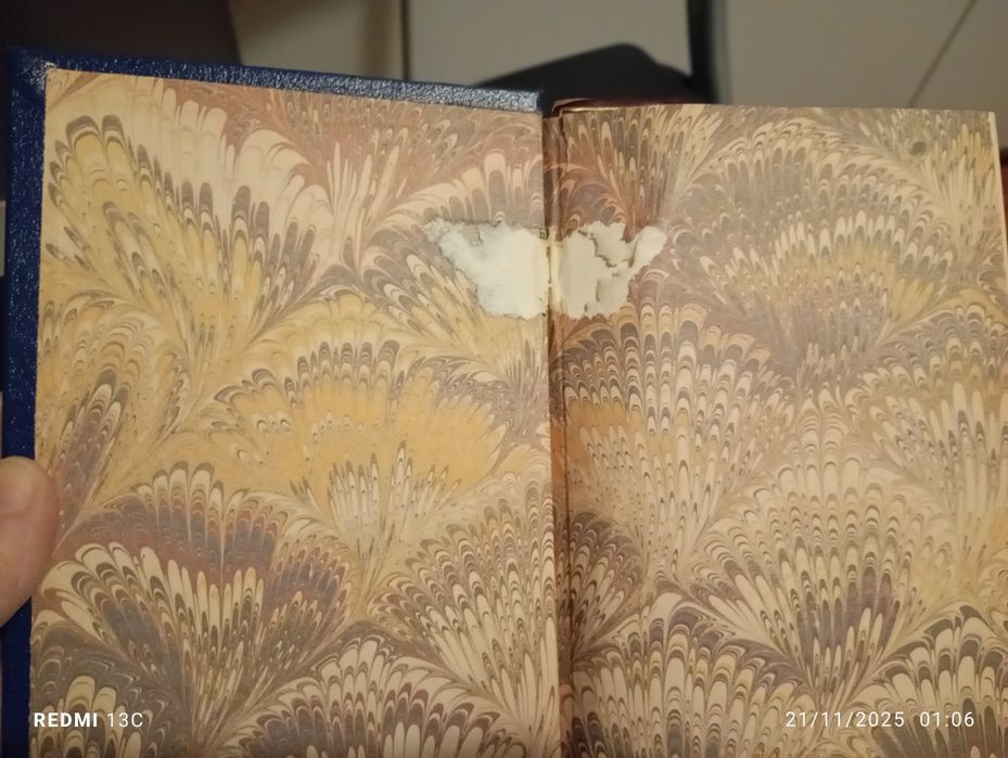Livro " Histórias Extraordinárias"