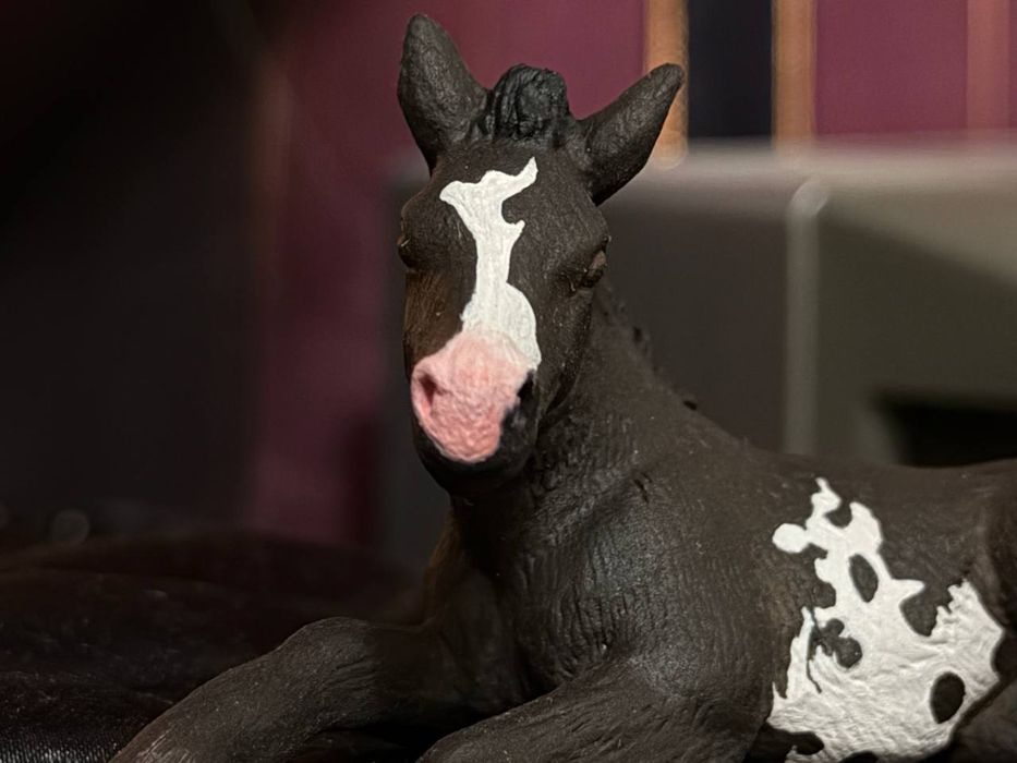 Schleich фигурка жеребенка перекрас