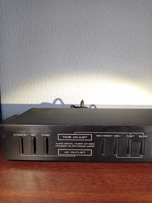 Pioneer - Audio Timer Digital DT-560