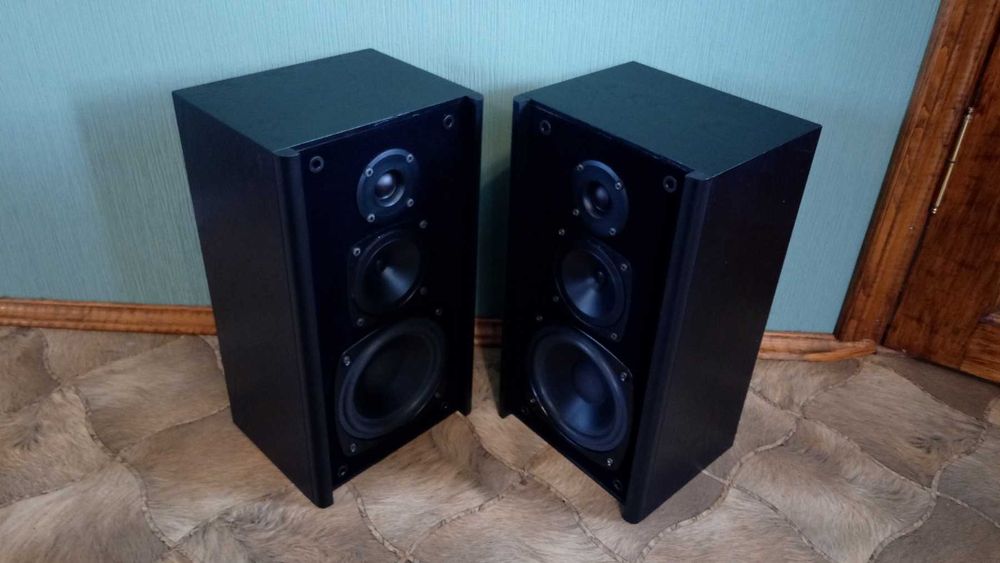 Відмінна акустика Yamaha NS-G 10.  Peerless.