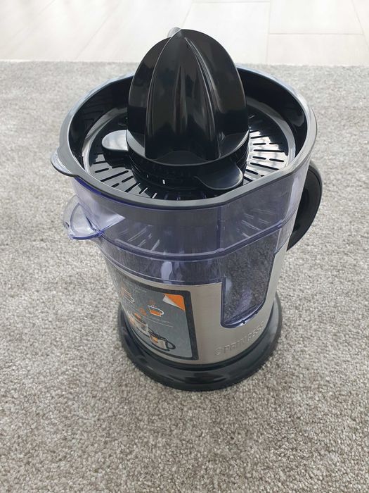 Espremedor de citrinos marca Princess