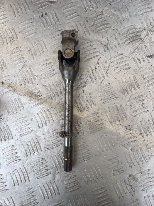 Рулевой карданчик Аутлендер 06 год mitsubishi outlander