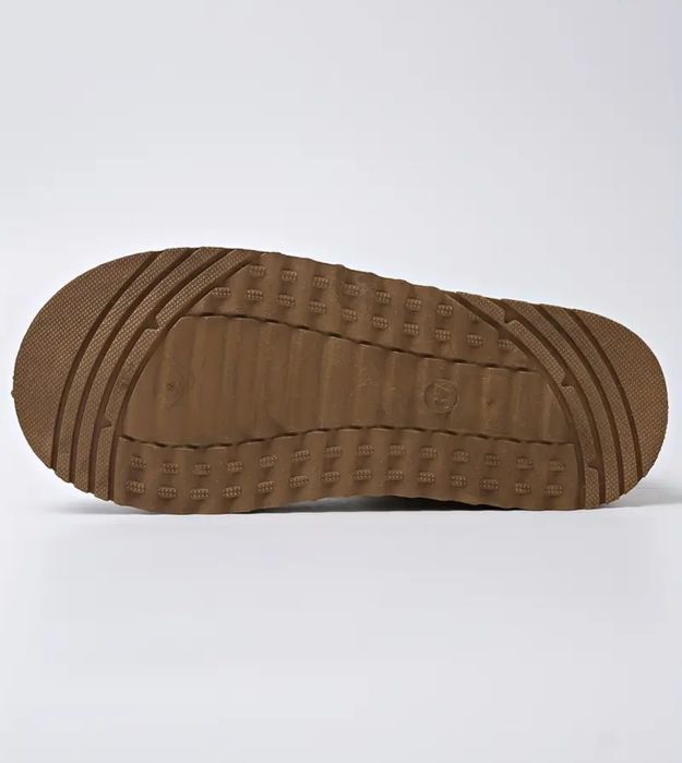 НОВІ  зимові  угі, 40 р. колір кави