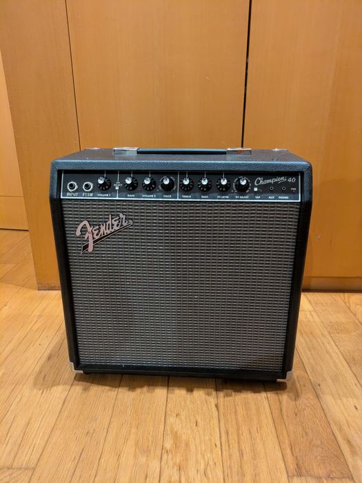 Amplificador Fender Champion 40