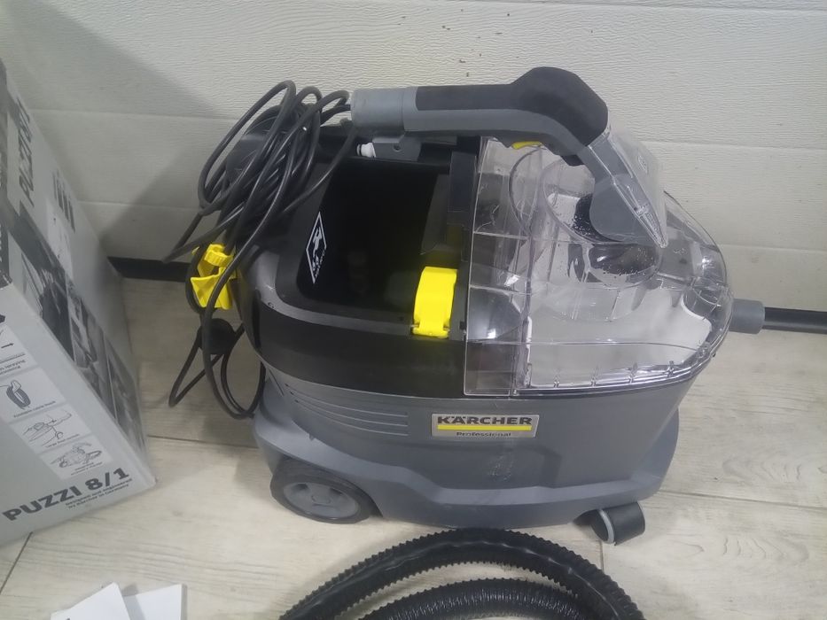 Karcher Puzzi 8/1c odkurzacz piorący , model 2024
