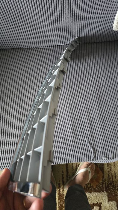 Grade inferior para-choque Fiat Linea