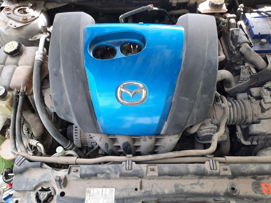 Двигатель  MAZDA  2.0 бензин