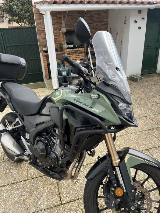 Honda 500X de 2023, com extras incluido