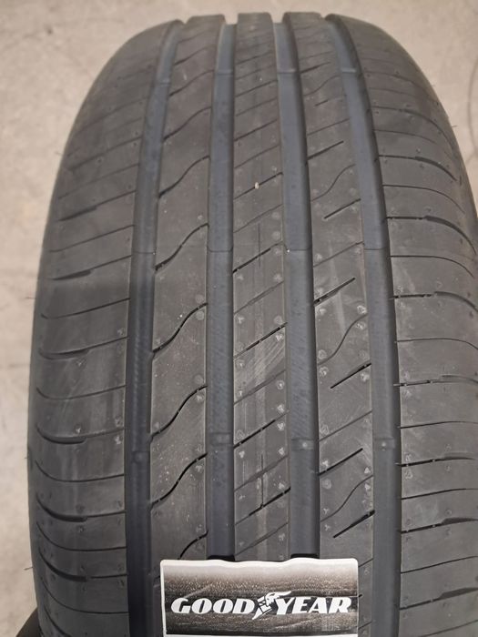 Nowe Opony Letnie Goodyear EfficientGrip Performance 2 215/55R17 98W