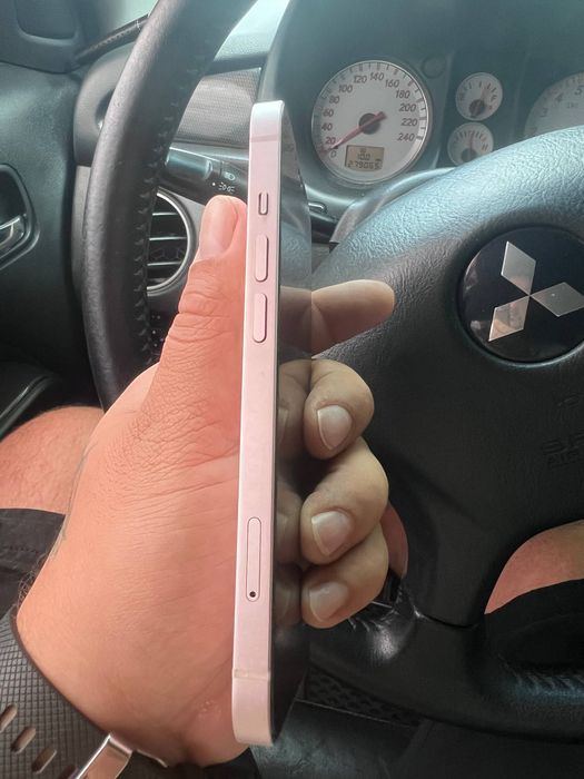 iPhone 13(128gb)