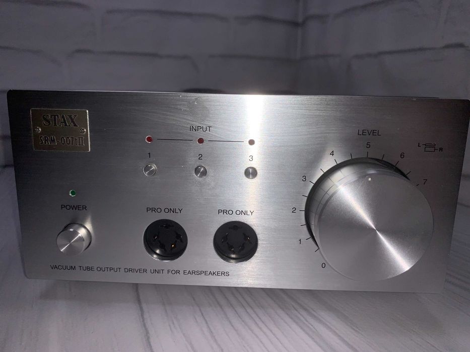 Stax SRM-007t II – Amplificador eletrostático para auscultadores SR-007 MK2