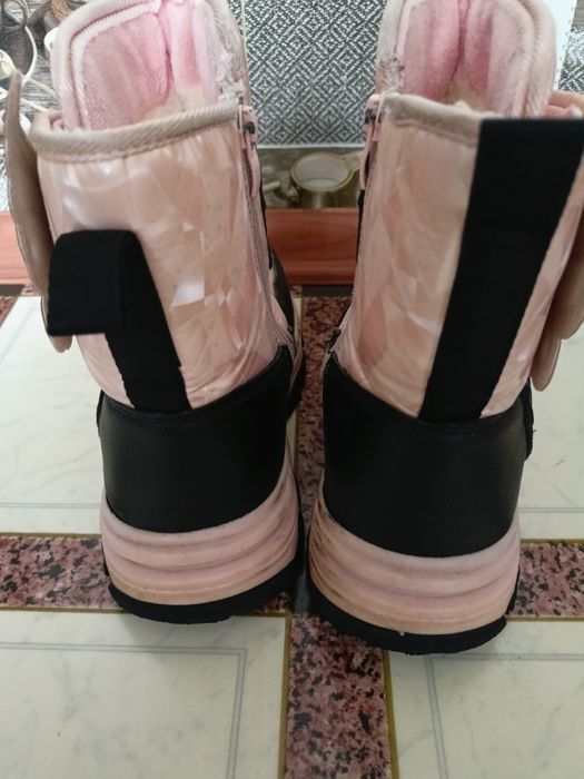 Зимние сапоги для девочки