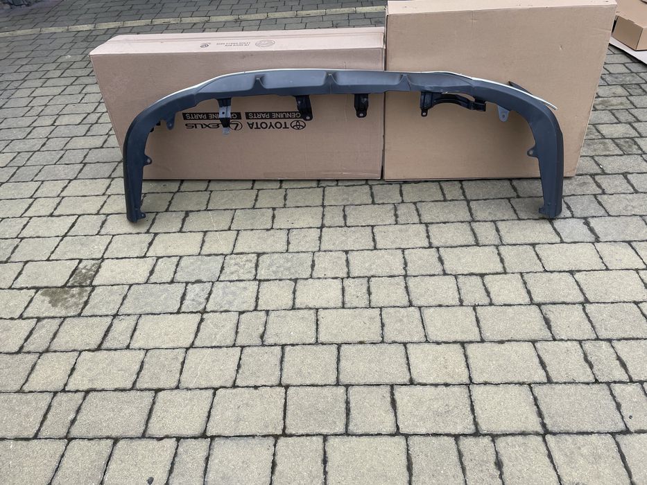 Губа юбка заднього бампера лексус Lexus RX 19-23р.в.