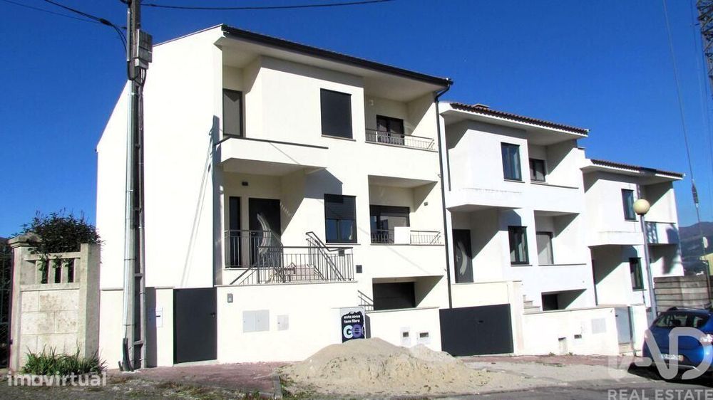 Casa / Villa T3 em Vale de 208,00 m2