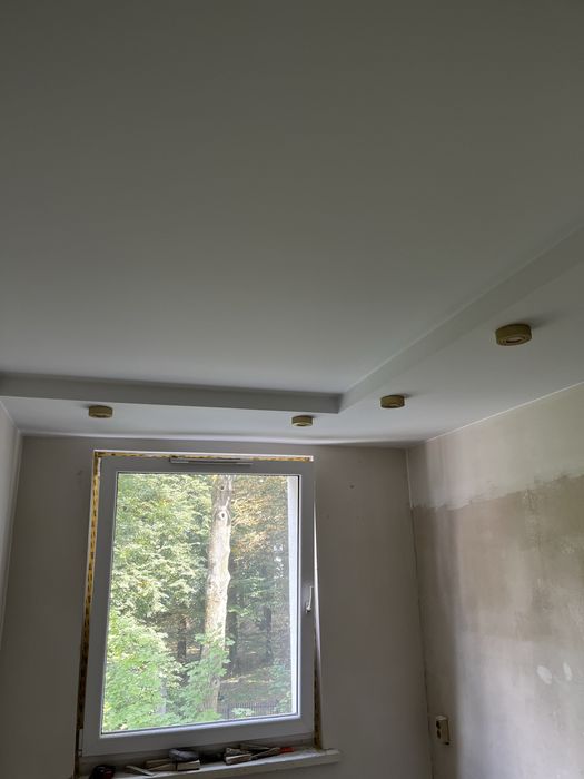 Szpachlowanie i malowanie natryskowe