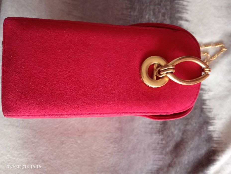 Mala em pele (camurça)