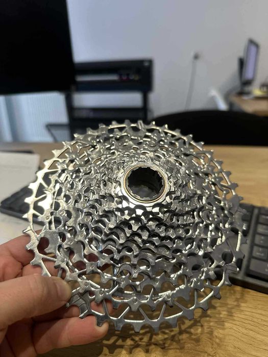 Nowa kaseta SRAM Rival XPLR 10-44 XG-1251 12 rz