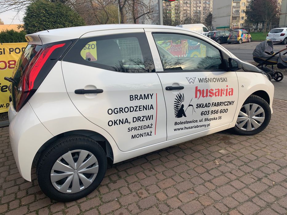 Magnesy Naklejki Loga na Auta Samochód Grafika Reklama Projekty Wysyłka  Express