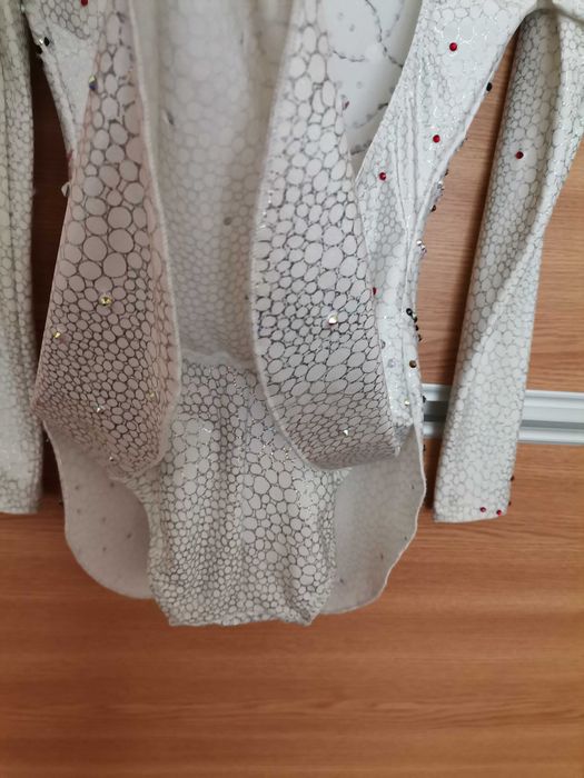 Fato de patinagem artística